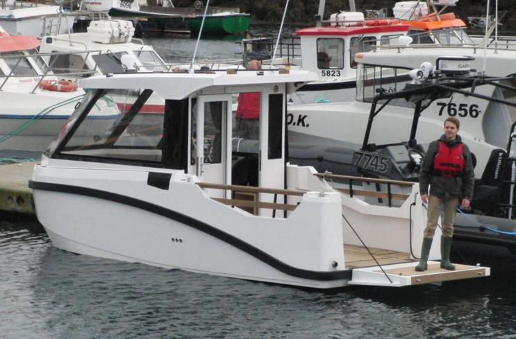 6m pleasure boat